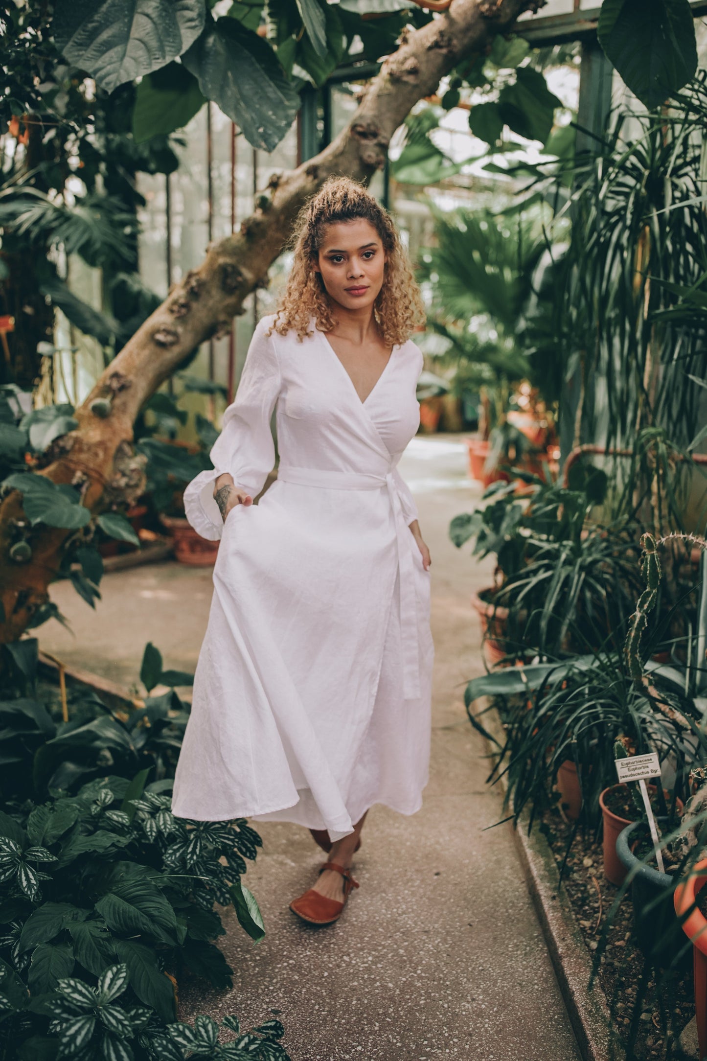 Linen wrap dress with puff sleeves, Visibleartshop