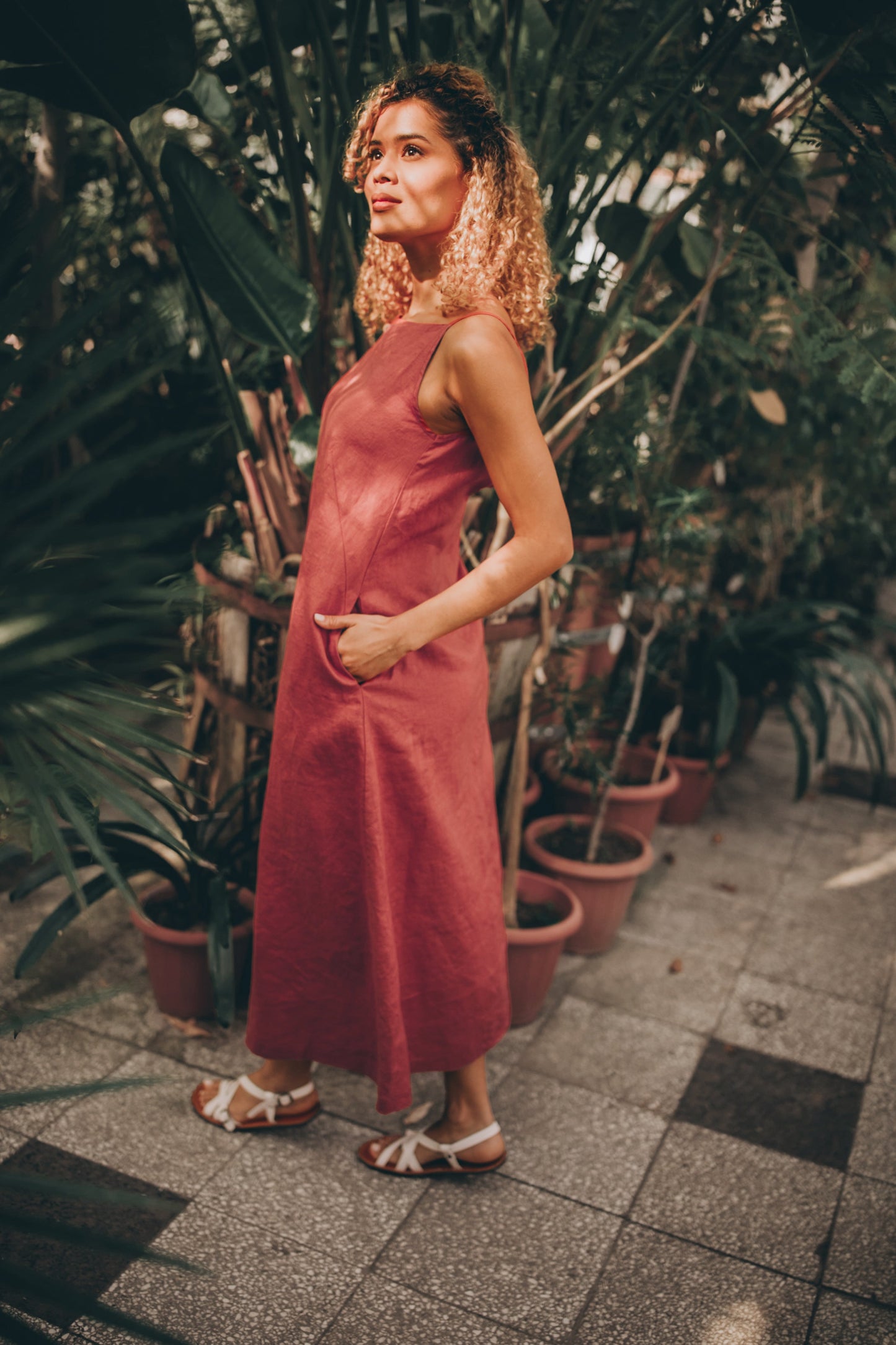 Sleeveless linen midi dress with boat neckline and tie-knot back, Visibleartshop