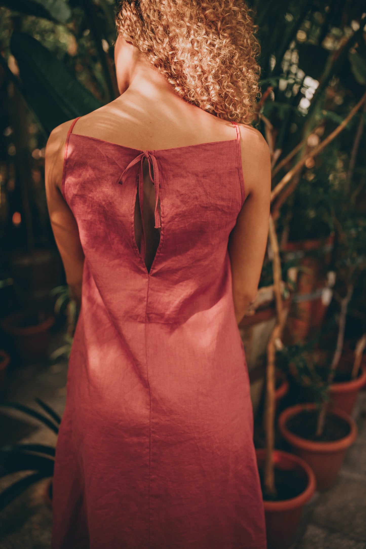 Sleeveless linen midi dress with boat neckline and tie-knot back, Visibleartshop