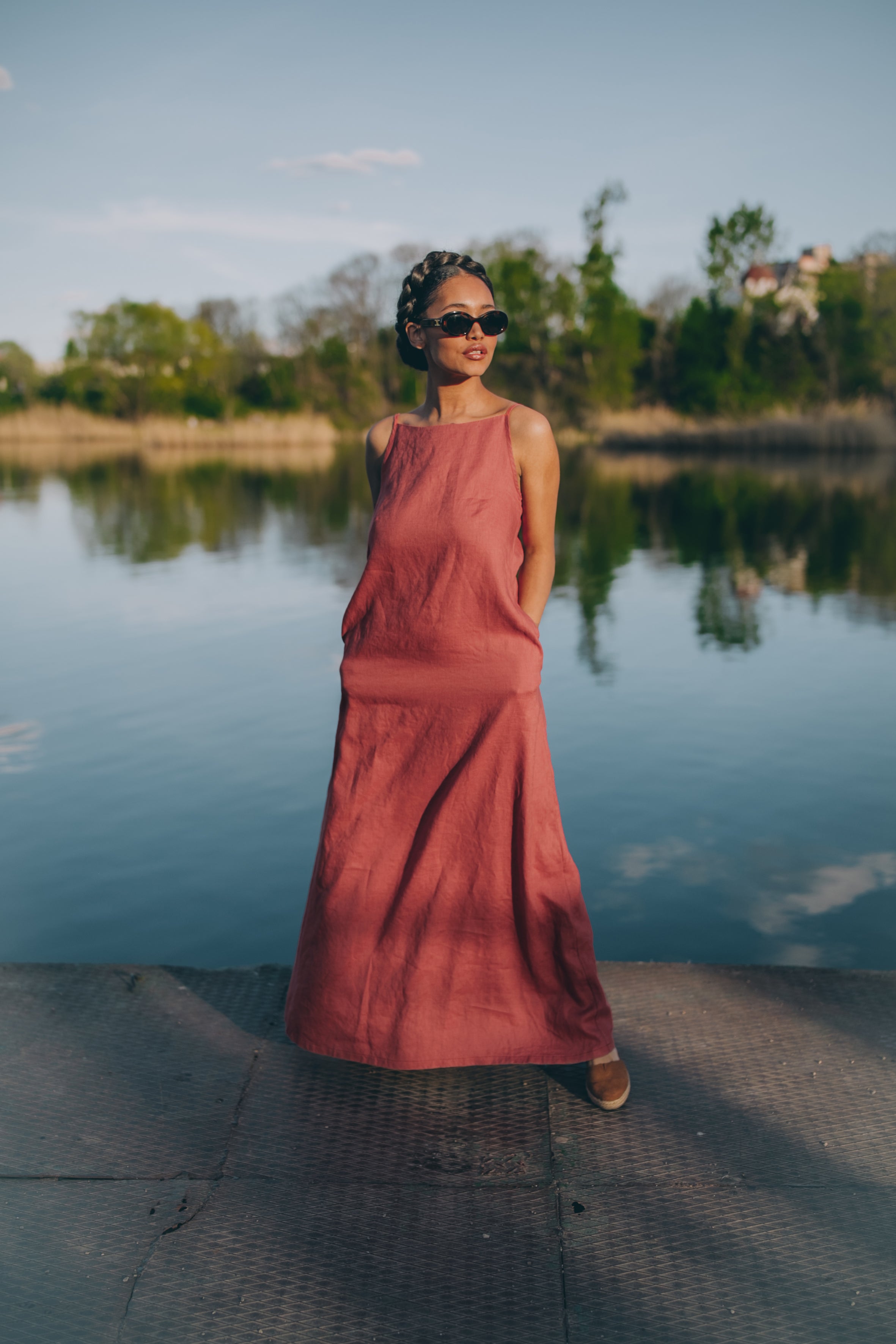 注目ショップ・ブランドのギフト Boatneck Linen Maxi Dress – VisibleArtShop トップス