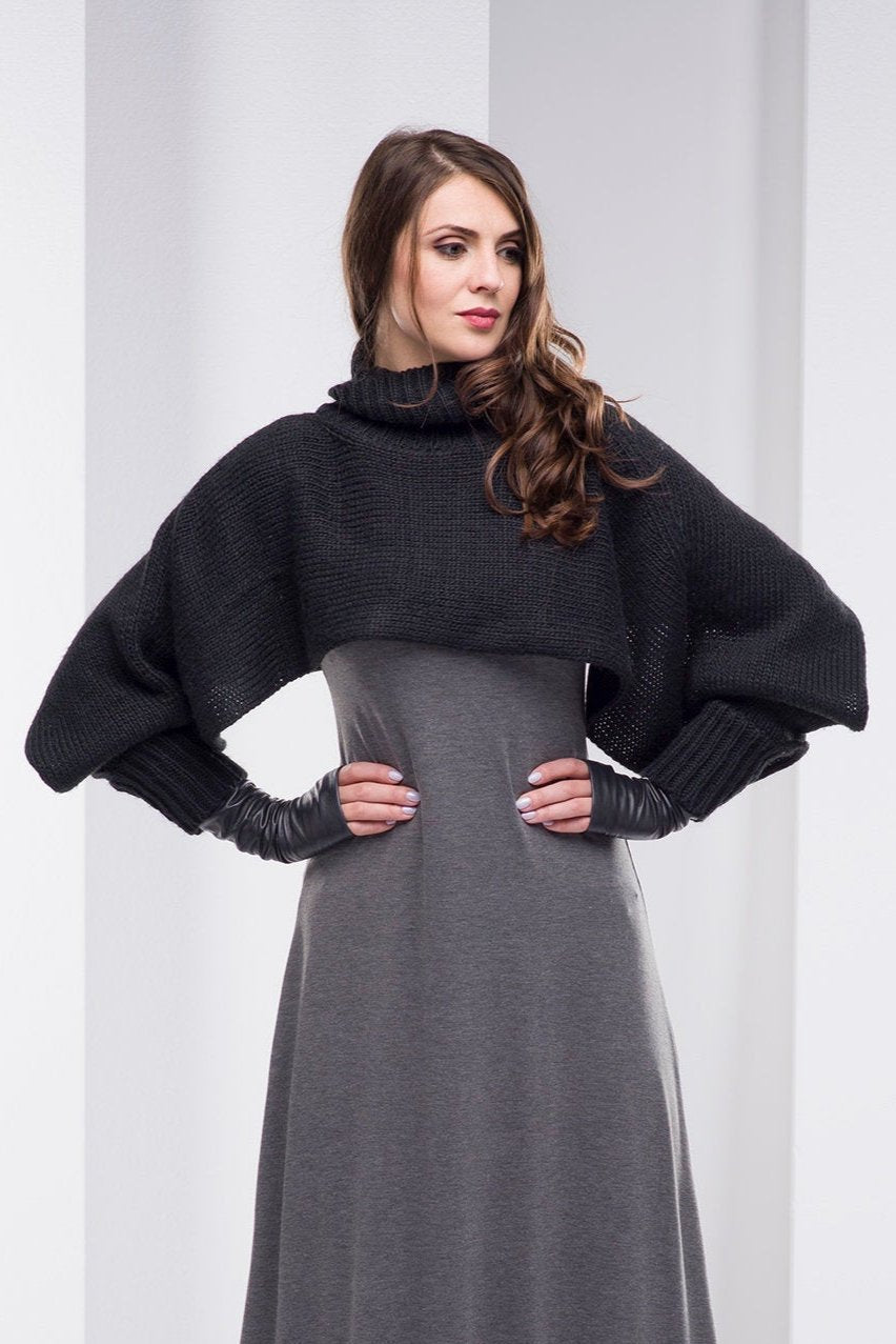 Cropped Poncho Sweater, L / Olive Brown Cropped Poncho Sweater, L / Olive Brown