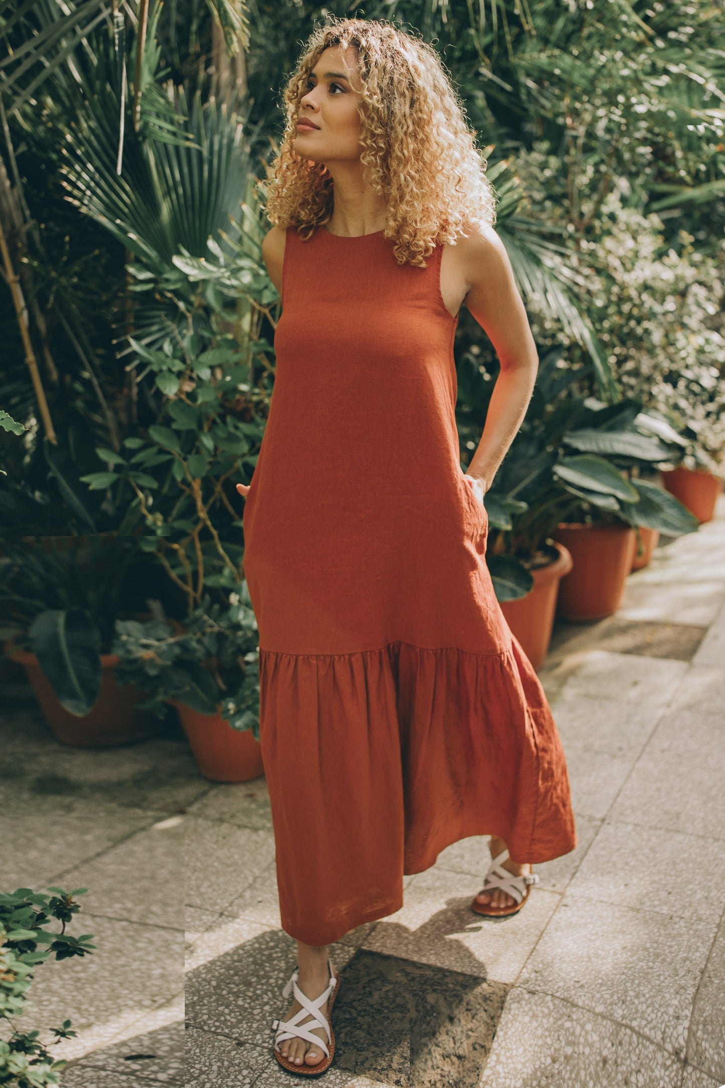 Minimalist Linen Dress - Effortless Chic and Breathable Style VisibleArtShop Minimalist Linen Dress - Effortless Chic and Breathable Style VisibleArtShop