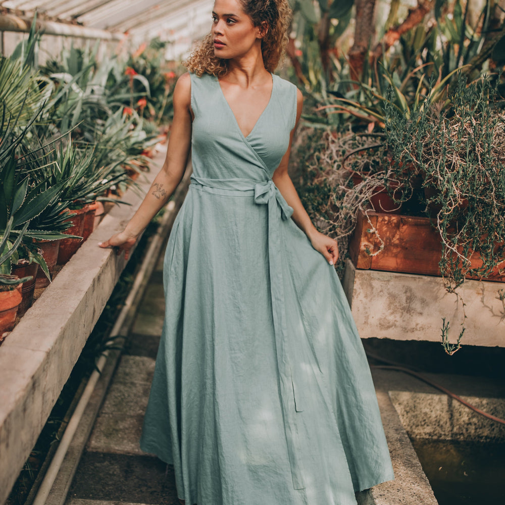 VisibleArt Sleeveless Linen Maxi Dress with Pockets - Summer Tie Waist Elegant Dress, M / Black VisibleArt Sleeveless Linen Maxi Dress with Pockets - Summer Tie Waist Elegant Dress, M / Black