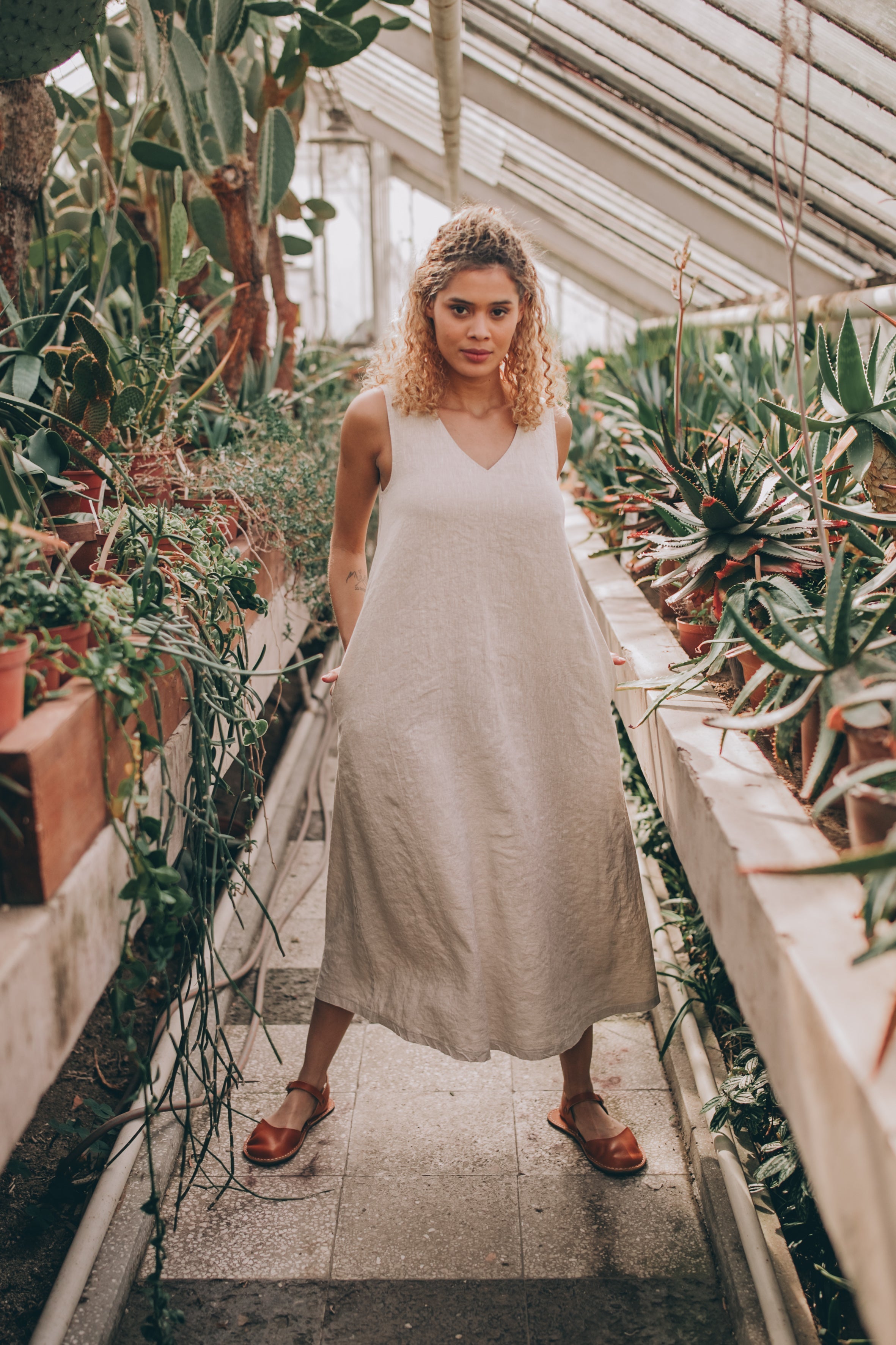 Minimalist Linen Dress in Midi Length Minimalist Linen Dress - Elegant, Breathable Midi Length Style –  VisibleArtShop