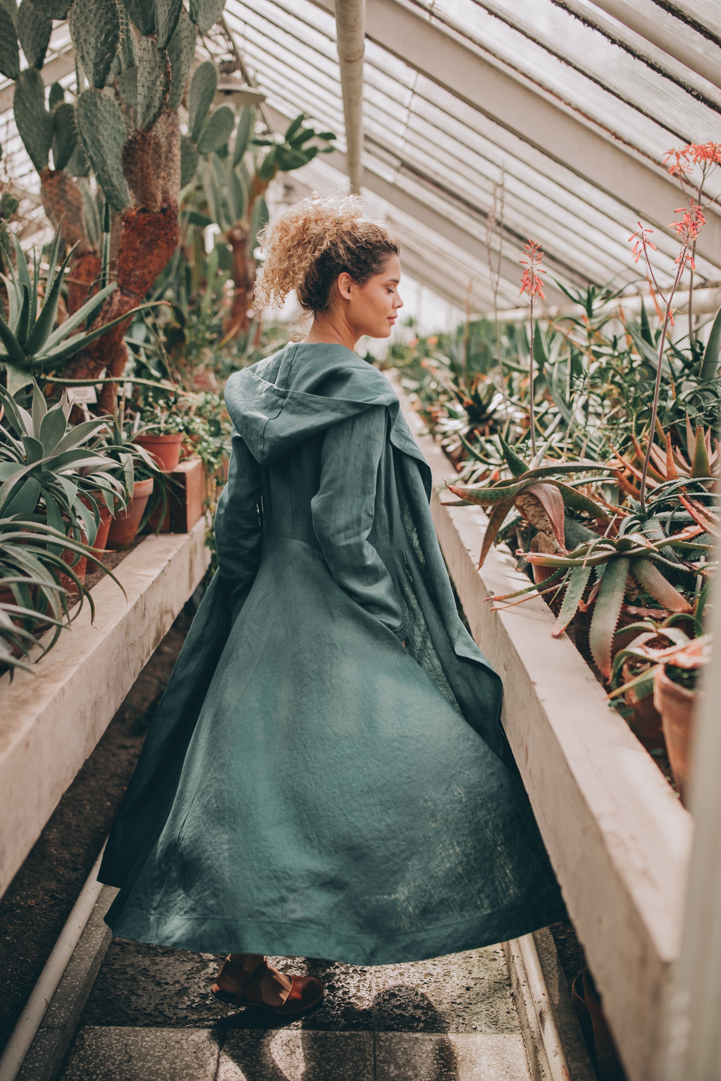 Summer Linen Coat - Elegant Heavyweight Linen Outerwear for Chilly