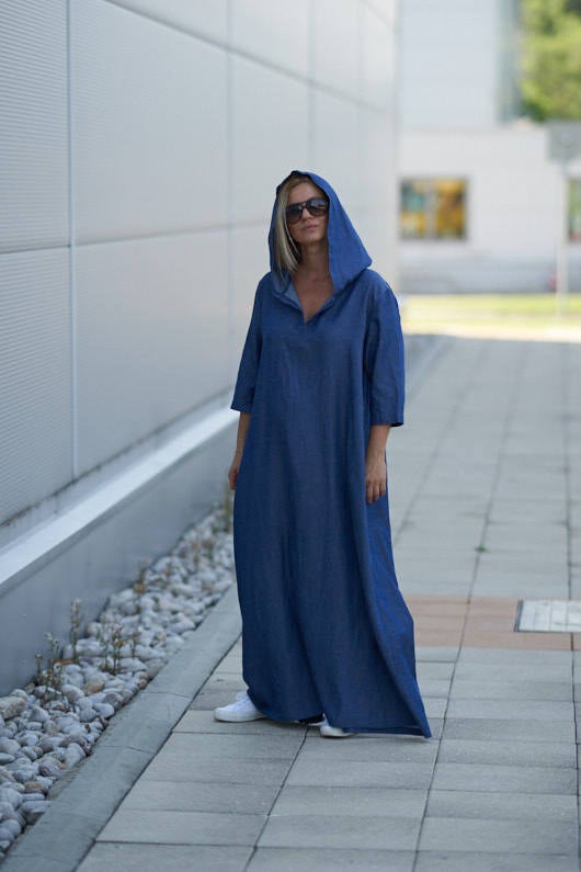 Hooded Tencel Maxi Dress – VisibleArtShop - Main Image